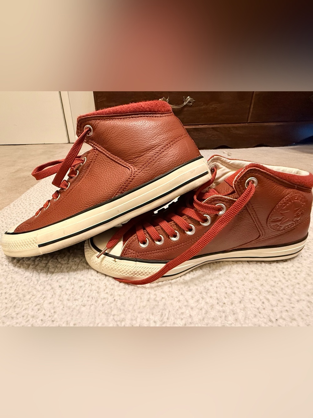 Women Red Leather Converse Chuck Taylor All Star Street - Picture 2 of 5